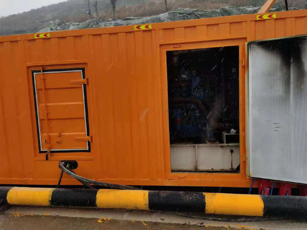 畜禽良种场发电机出租 发电机的工作原理介绍