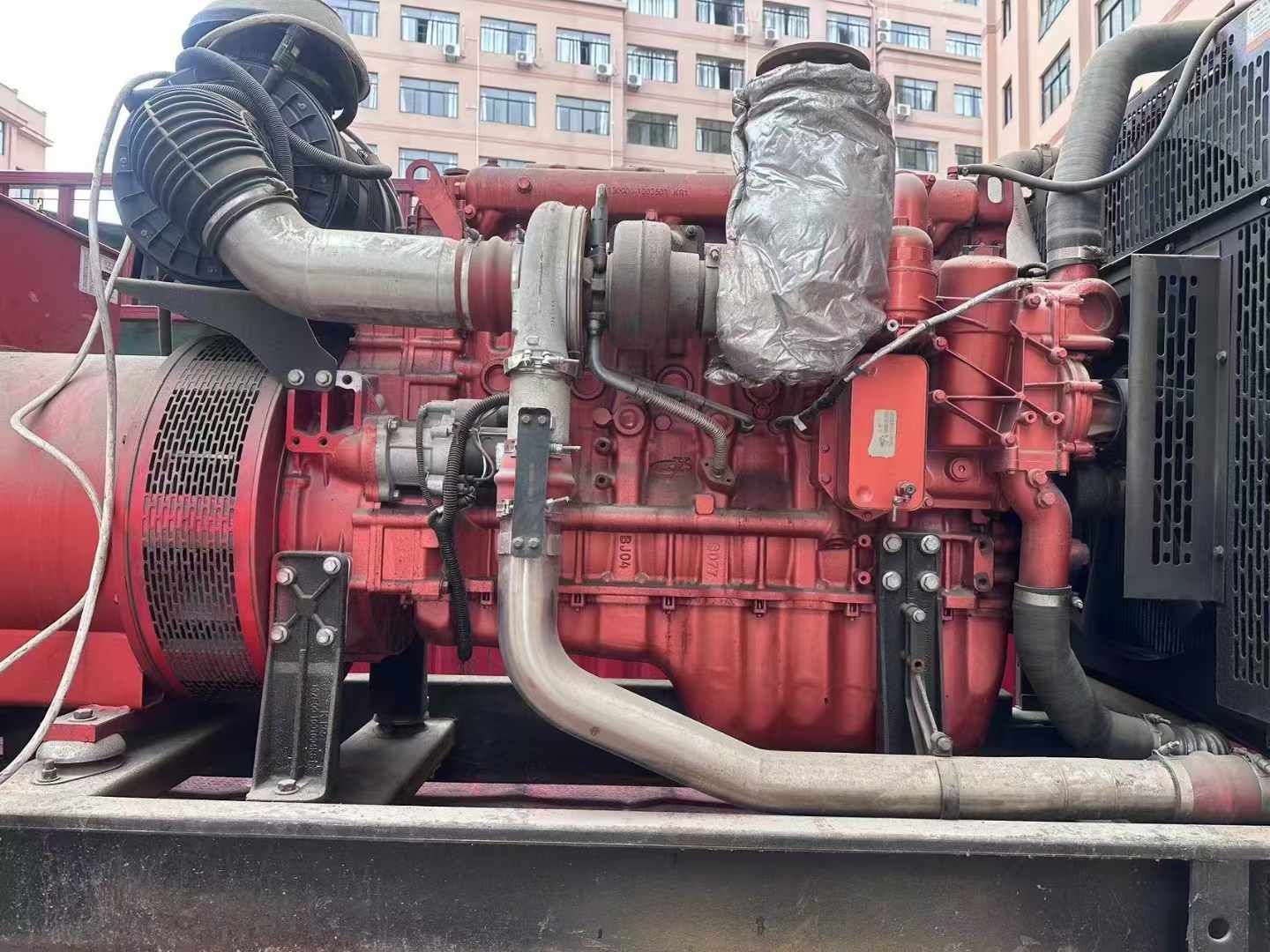 畜禽良种场如何选择适合 600kW 柴油发电机组的过载保护器？