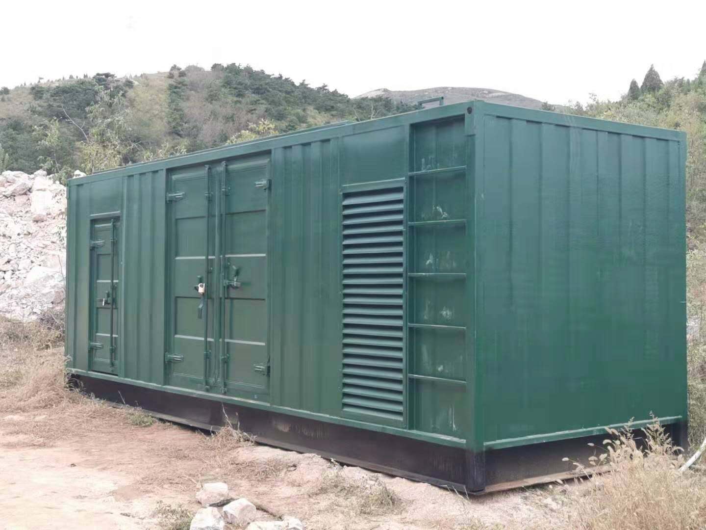 畜禽良种场如何对接地系统进行定期检测和维护？
